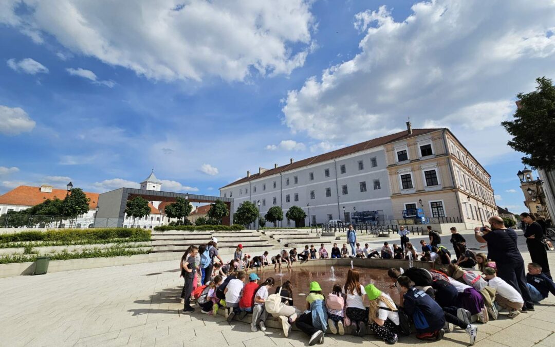 JEDNODNEVNI IZLET UČENIKA 3.R. (TIKVEŠ-KARANAC-OSIJEK)